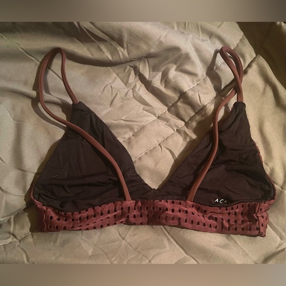 Acacia Waikoloa Mesh Top and Bottom (Bikini) - Picture 4 of 5